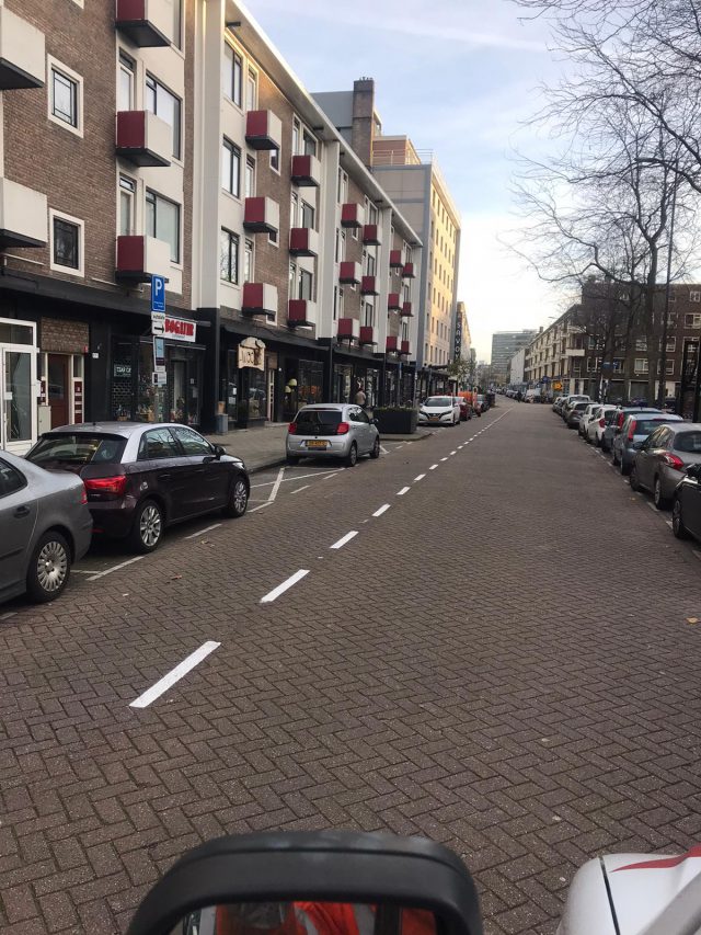 Wegmarkering Hoogstraat Rotterdam